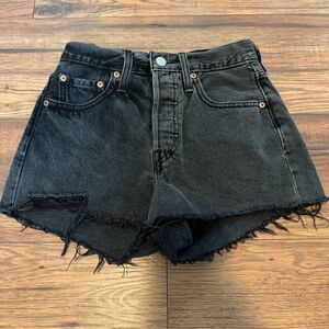 Levi's 501 distressed denim black Shorts Raw Hem Women Size 24 button fly EUC